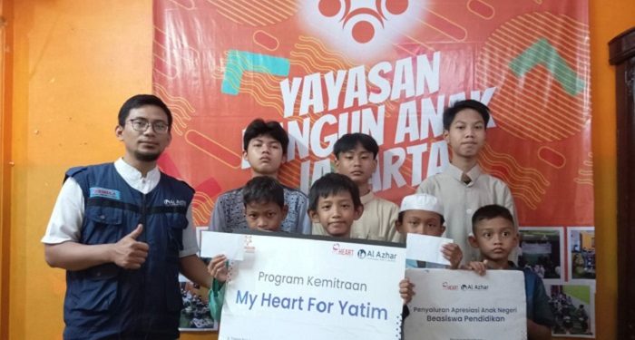 Dukung Pendidikan Yatim, LAZ Al Azhar Berikan Santunan Biaya Pendidikan Rutin