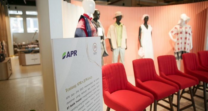 APR Hadirkan Re-See Jakarta Fashion Week 2023 Collection di Jakarta Fashion Hub