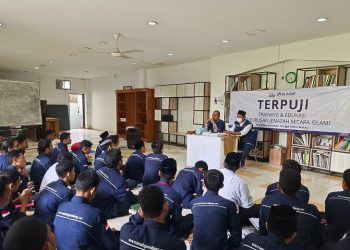 Santri RGI Ikuti Kegiatan Pelatihan Tata Cara Mengurus Jenazah