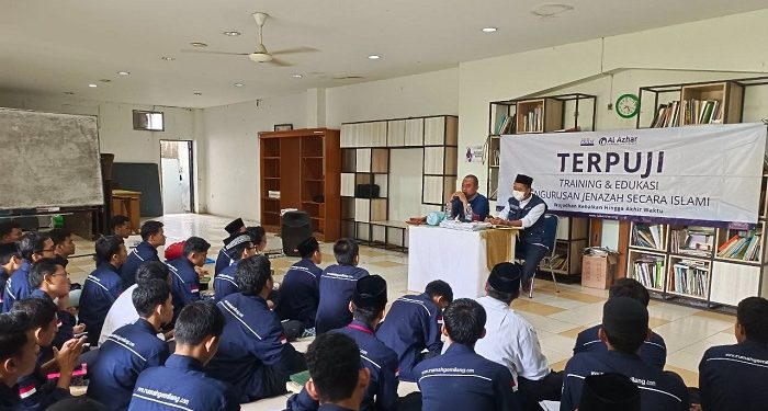 Santri RGI Ikuti Kegiatan Pelatihan Tata Cara Mengurus Jenazah