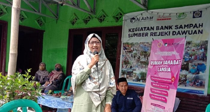 LAZ Al Azhar Gelar Pengobatan Gratis untuk Lansia di Desa Dondong Cilacap