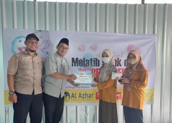 Tumbukan Minat Bersedekah Sejak Dini Melalui Al Kisah