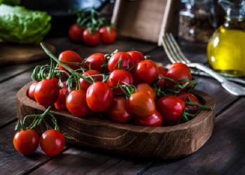 6 Manfaat Luar Biasa Tomat Ceri Bagi Kesehatan