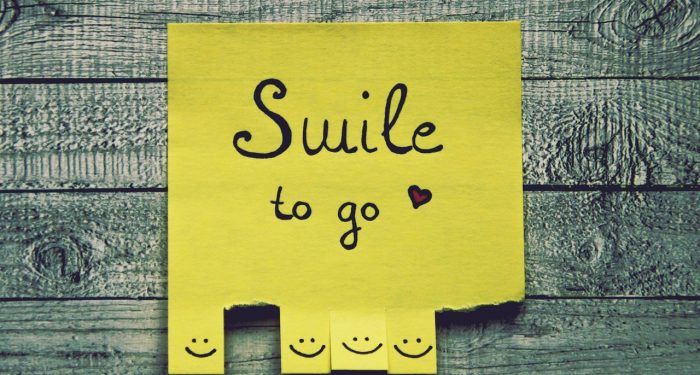 Manfaat Tersenyum untuk Diri Sendiri dan Keluarga