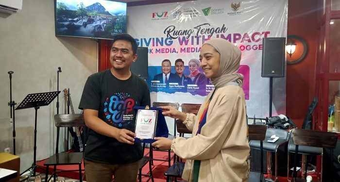 Chiki Fawzi Merasakan Kebahagiaan Muthmainnah Saat Berbagi