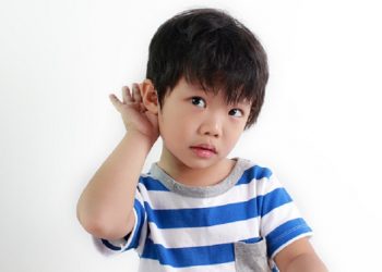 Peringatan Adanya Masalah Pendengaran Pada Anak Usia 12 sampai 36 Bulan