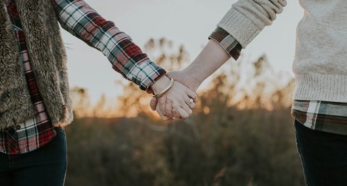 Pengendalian Diri Suami Istri