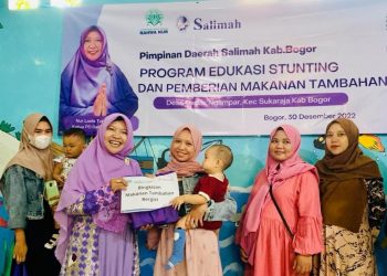 Sikapi Masalah Stunting, Salimah Kabupaten Bogor Gelar Edukasi dan Beri Makanan Tambahan