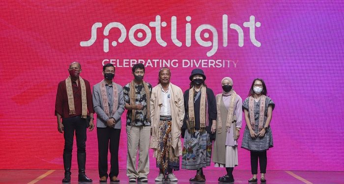 SPOTLIGHT Indonesia: Celebrating Diversity Hadirkan 180 Desainer dan Jenama Indonesia