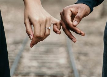 Semakin Indah Saat Mengingat Kebaikan Pasangan