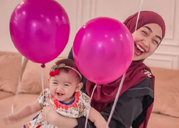 Alasan Ria Ricis Berikan MPASI Putrinya di Usia 4 Bulan