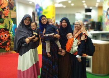 Inspiratif, Emak-Emak Berdaster Ini Bangun Start-Up Sekolah Online