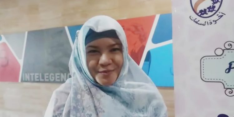 Jadi Moderator Talkshow Wakaf, Tere Ingin Perdalam Ekonomi Syariah