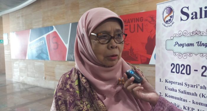 Merayakan Hari Ibu Bukan dengan Mencuci Kaki Ibu