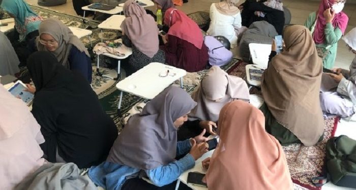 Bermodal HP, Buat Konten Bisa Jadi Keren Bersama Aqsyanna Less Waste Mini Training