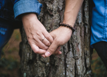 Membersihkan Marah dari Pribadi Suami Istri