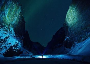 Kisah tiga orang terjebak di goa