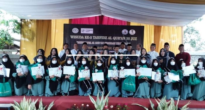 Dihadiri Lebih dari 100 Orang, Yayasan Istiqamah IAPAT Undip Selenggarakan Wisuda Tahfiz Al-Qur`an Santri ke-3