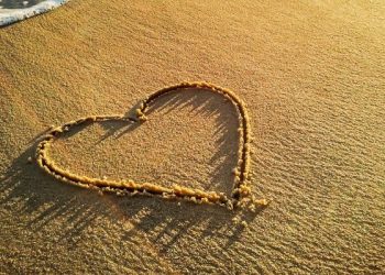 Curhat tentang pasangan