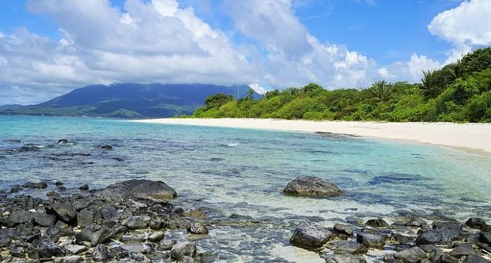 Pesona Suami Istri Terhadap Pasangan