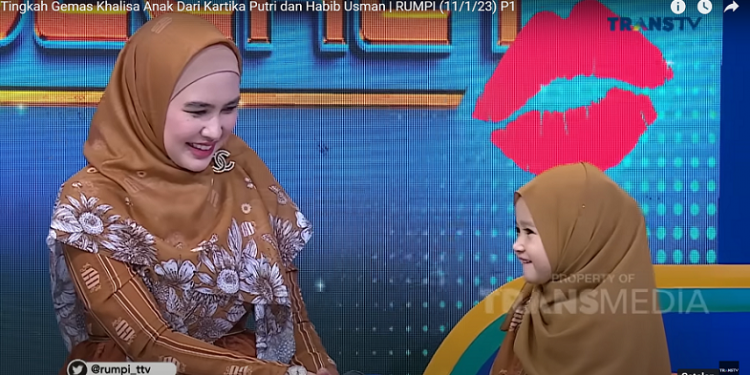 Khalisa Aghnia, Putri Kecil Kartika Putri Bercita-Cita Jadi Ustazah