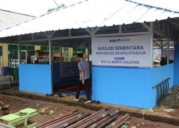 Berikan Kenyamanan Ibadah, LAZ Al Azhar Bangun Masjid Sementara untuk Penyintas Gempa Cianjur