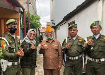 LAZ Al Azhar Berkolaborasi dengan Kitabisa.com dan Telkomsel Kirimkan Santunan Apresiasi untuk Veteran