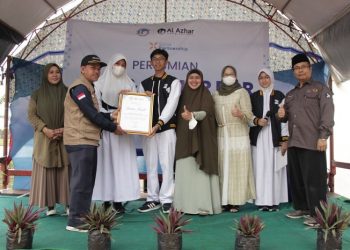 LAZ Al Azhar dan SMPI Al Azhar 8 Kemang Pratama Resmikan Sumur Bor di Desa Tanah Baru