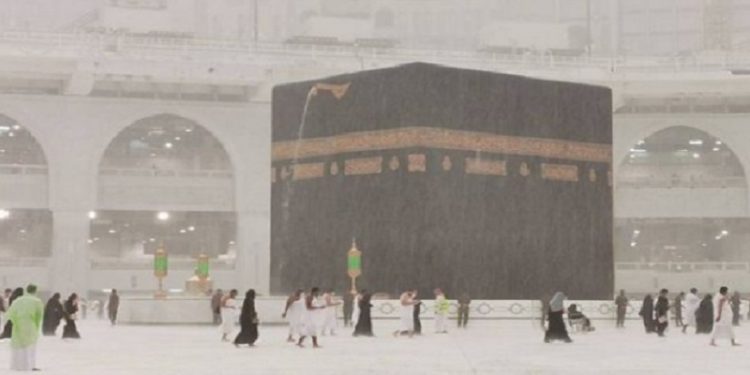 Hujan di Talang Emas Ka'bah