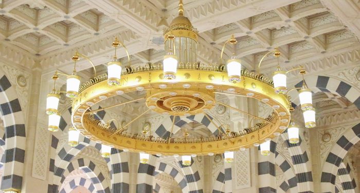 Takjub dengan Antrean di Raudhah