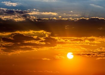 Amalan yang Mengantarkan ke Surga