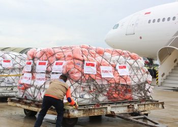 LAZ Al Azhar Berkolaborasi Bersama FOZ Lepas Bantuan Logistik ke Turki dan Suriah