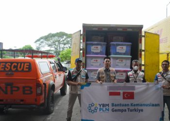 YBM PLN Salurkan Bantuan 50 Boks Kontainer Pakaian Hangat untuk Gempa Turki melalui BNPB