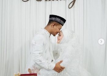 Juara Muay Thai Rodtang Jitmuangnon Masuk Islam