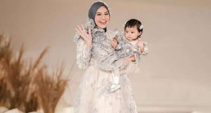 Klamby Tampilkan Aurel dan Ameena dalam Koleksi Idul Fitri 2023 Chamatarra