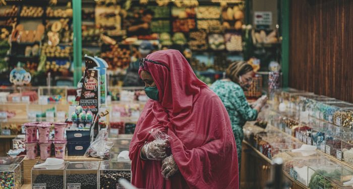Toko Bersebelahan dengan Masjid, Bolehkah Jualan?