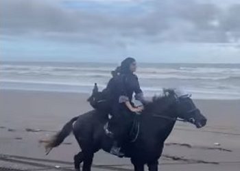 Deretan Selebritis yang Menekuni Hobi Berkuda