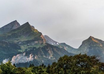 Surat An-Naba ayat 17-20