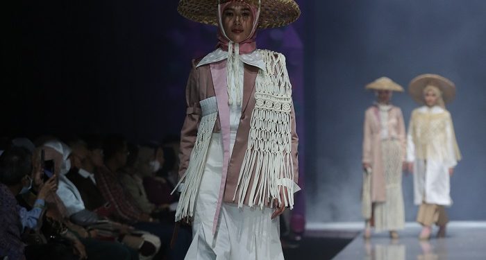 Islamic Fashion Institute menggelar Haflatu At-Takhorruj Batch 12