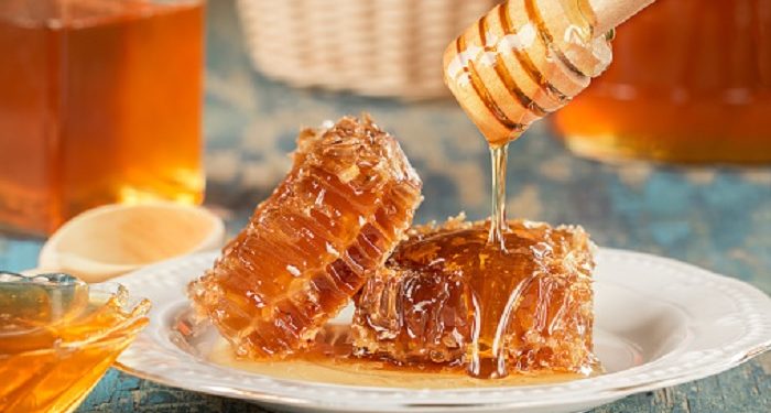 Manfaat Konsumsi Madu untuk Tingkatkan Kesuburan Kandungan Bunda
