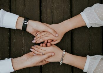 Alasan Seorang Lelaki Harus Memilih Wanita yang Shalihah