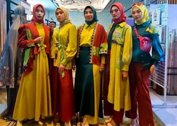 Indriya R. Dani Keluarkan Koleksi IRD Batik Motif KeUlamaan pada Ajang MUFFEST+ 2023