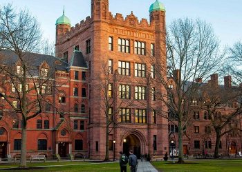 Mahasiswa Muslim Memprotes Skema Perumahan Yale karena Mempermasalahkan Agama