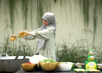 FITRI Minyak Goreng dan Margarin Halal Berbagi Bersama 70 Masjid di bulan Ramadan