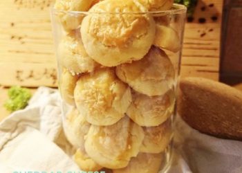 Sajian Lebaran Cheddar Cheese Cookies ala Bunda Icha Savitry