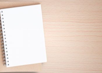 Surat Al-Insyiqaq ayat 7-12, dari mana catatan amalmu diberikan?