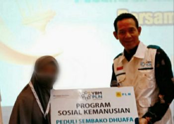 YBM PLN Gandeng Muslimah Wahdah Salurkan Paket Sembako untuk Dhuafa