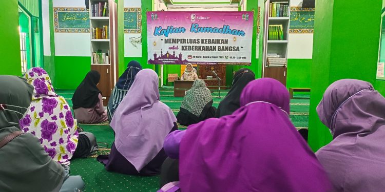 Fasilitasi Muslimah Tuntut Ilmu Agama, Salimah Kalsel Gelar Kajian Terbuka
