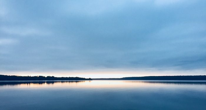 Berpuasa di Siang Hari dan Shalat Malam karena Iman