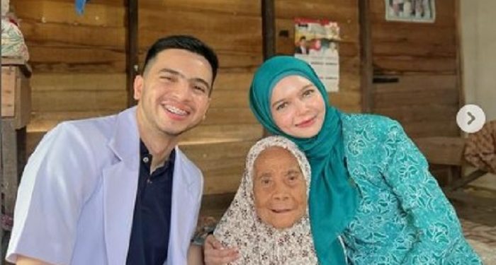 Vivi Zubedi Lakukan Monitoring Home Care Ditemani Sang Adik yang Juga Seorang Dokter